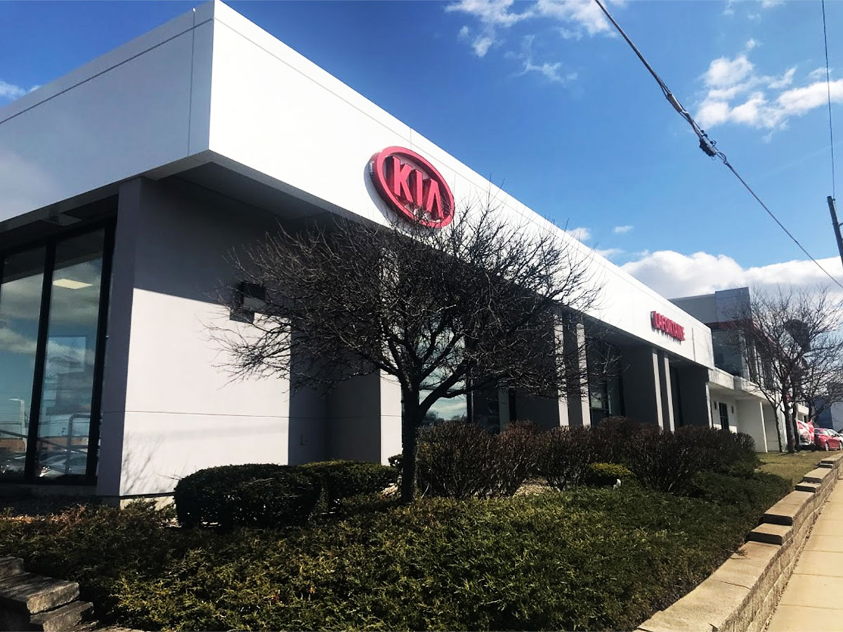 LaFontaine Kia Dearborn in Dearborn MI